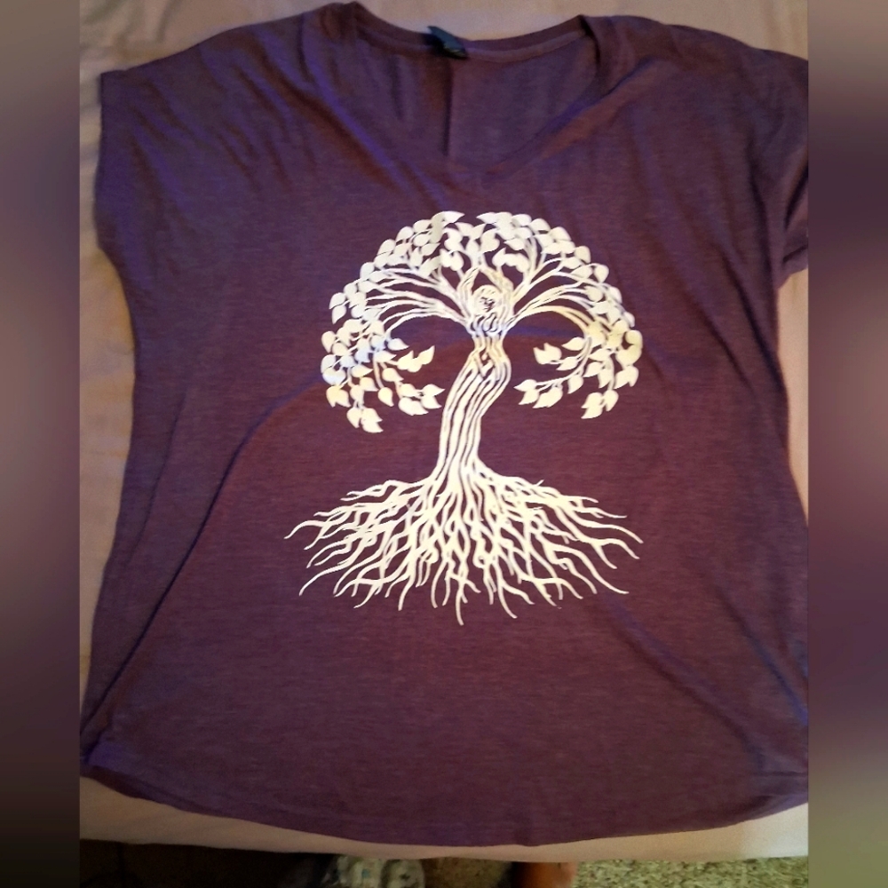 Purple Boho "Woman Tree" Graphic Women's V-neck Tshirt XL